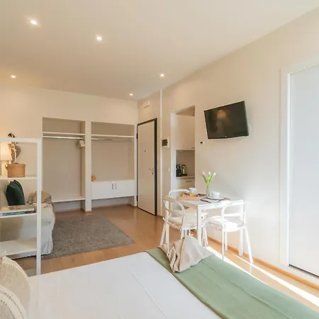 Mt By Rent Appartement Como