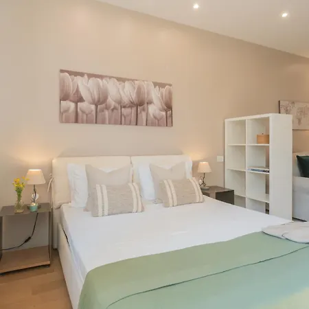 Mt By Rent Appartement