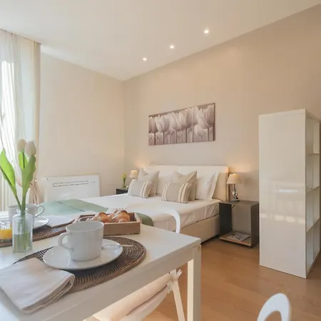 Mt By Rent Appartement Como