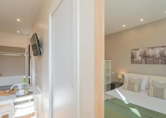 Apartament Mt By Rent Como