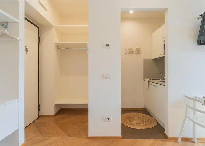 Apartament Mt By Rent Como