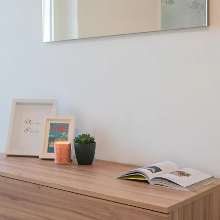 Mt By Rent Apartman *