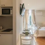 Mt By Rent * كومو